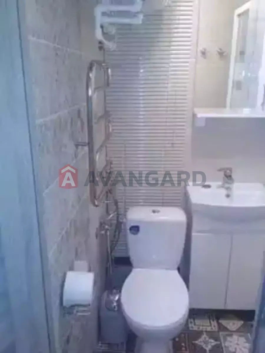 2 ��. ��������, 43/30/6 ��. �., 2/5 ������ ���� 15