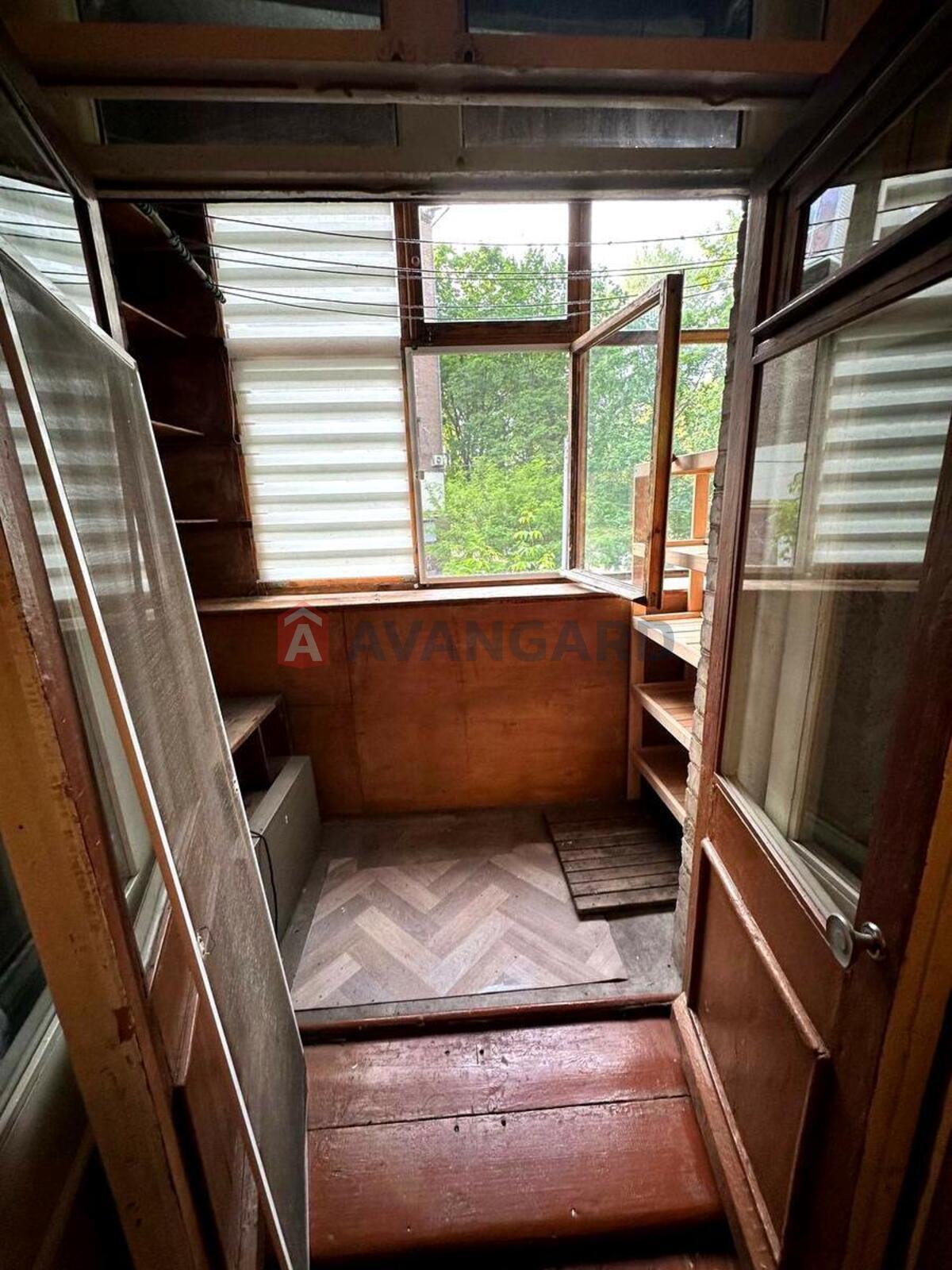 2 . , 49/26/7 . ., 2/3   8