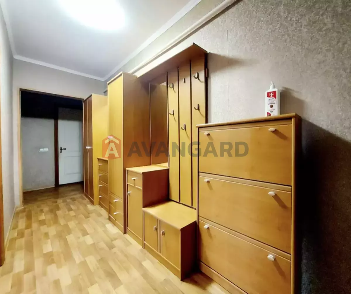 2 ��. ��������, 55/-/8 ��. �., 9/9 ������ ���� 8