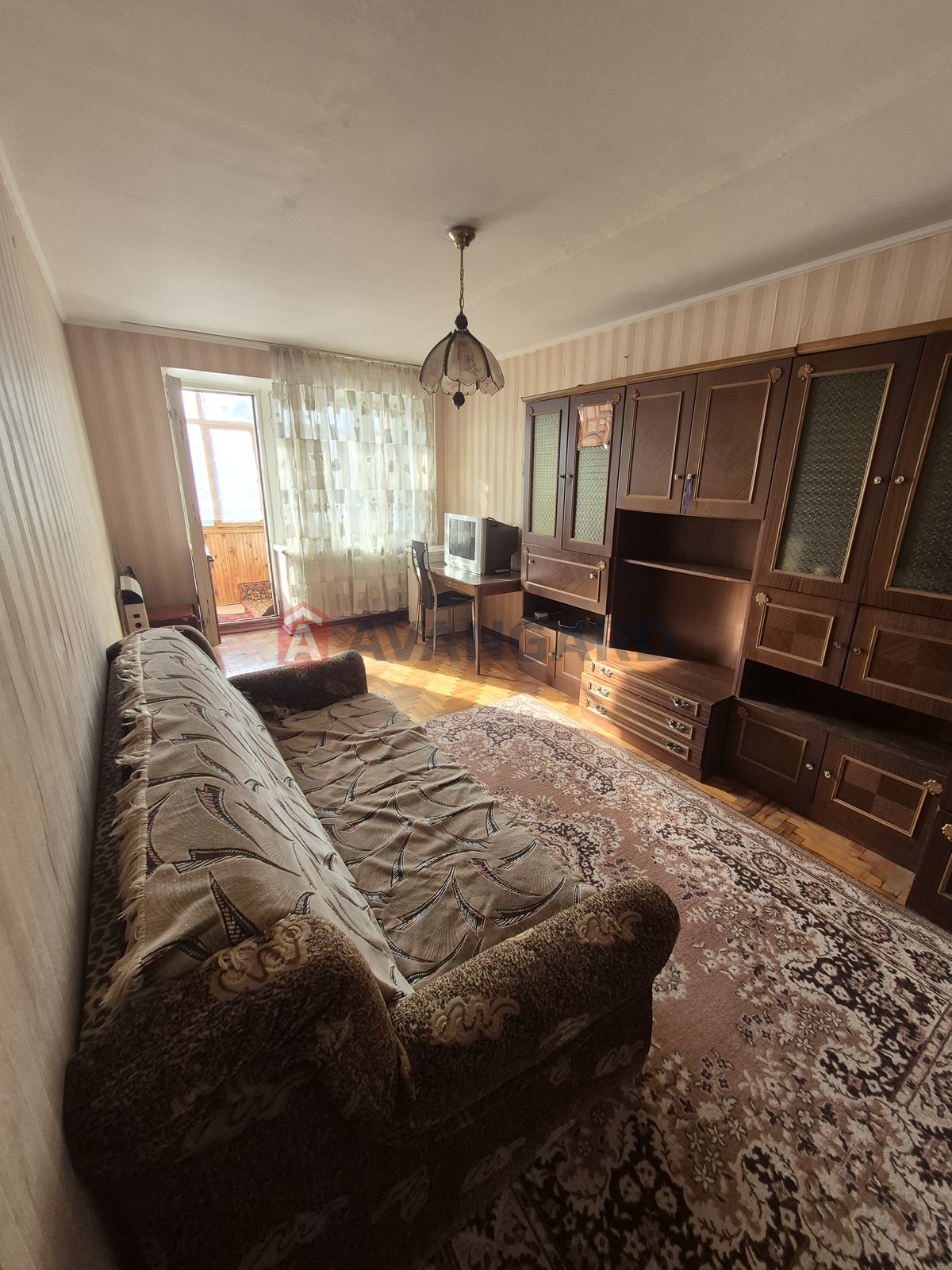 2 ����. ��������, 42.5/29.8/5.8 ��. �., 2/5 ���� ���� 12