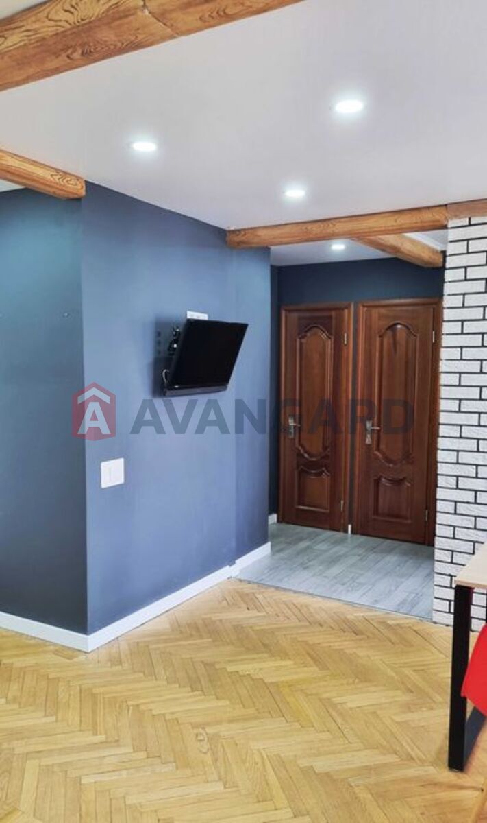 3 ��. ��������, 78/-/6 ��. �., 9/9 ������ ���� 6