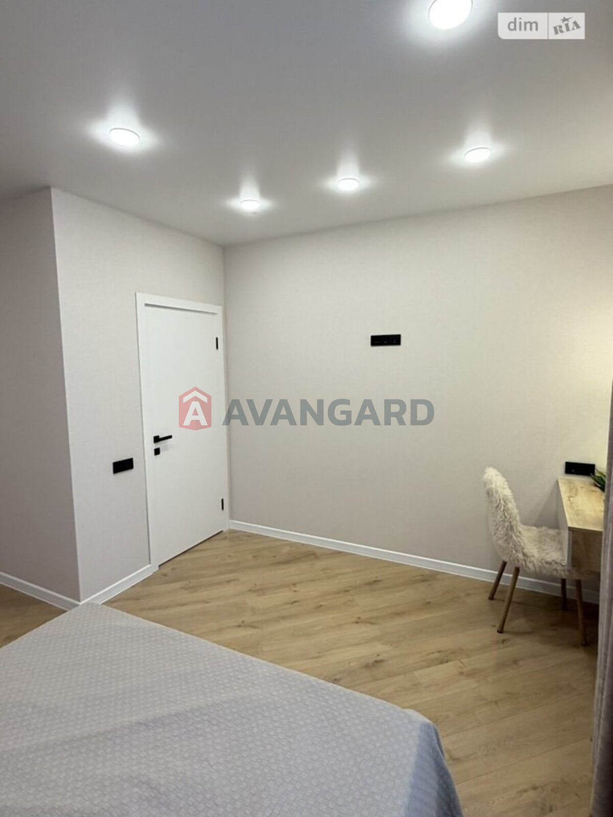 1 ��. ��������, 49/22/16 ��. �., 8/10 ������ ���� 4