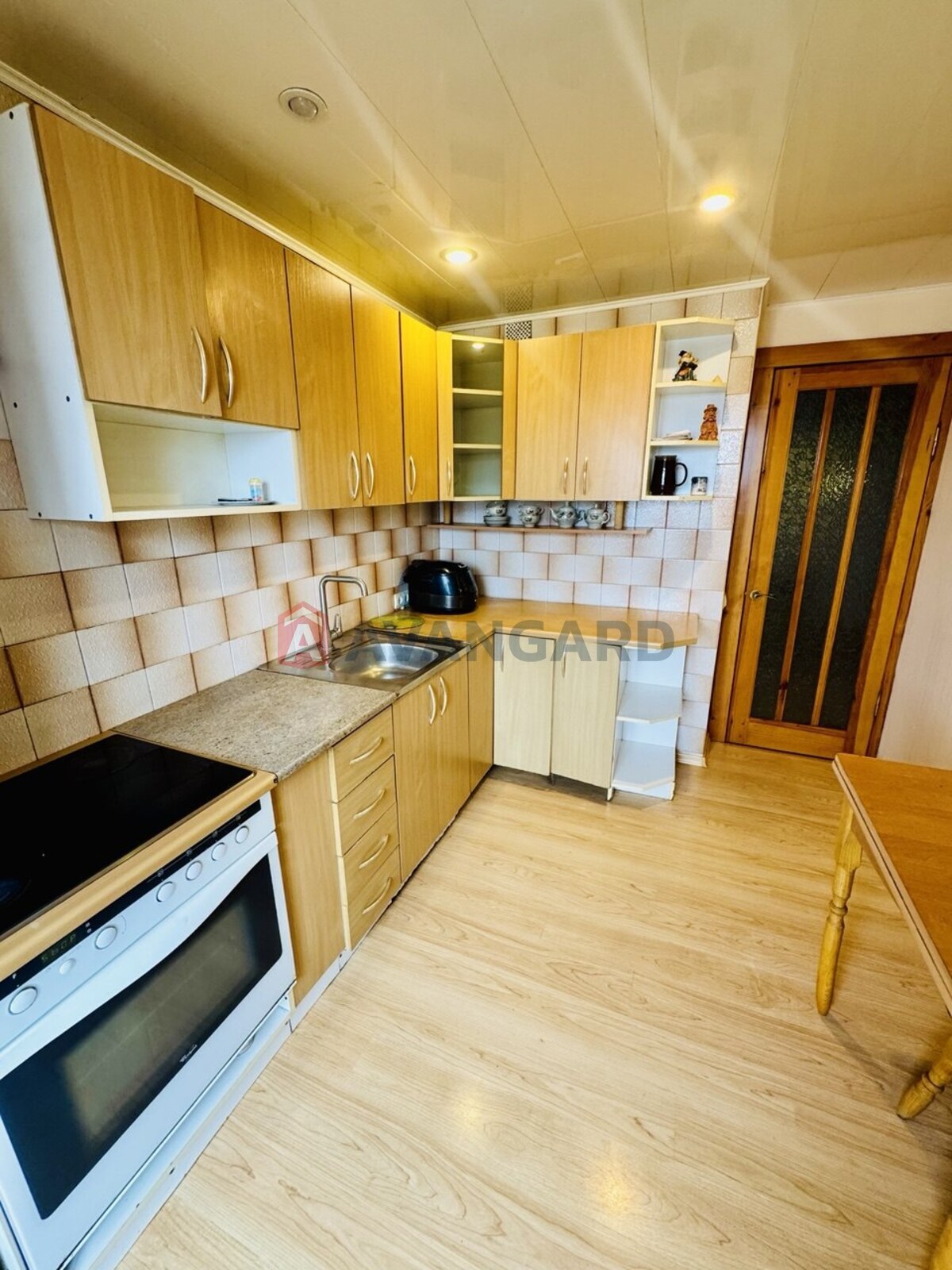 2 ����. ��������, 50/-/10 ��. �., 7/14 ���� ���� 5