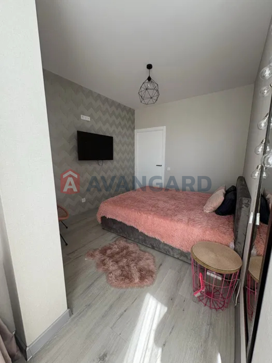 3 ��. ��������, 72/-/10 ��. �., 24/33 ������ ���� 5