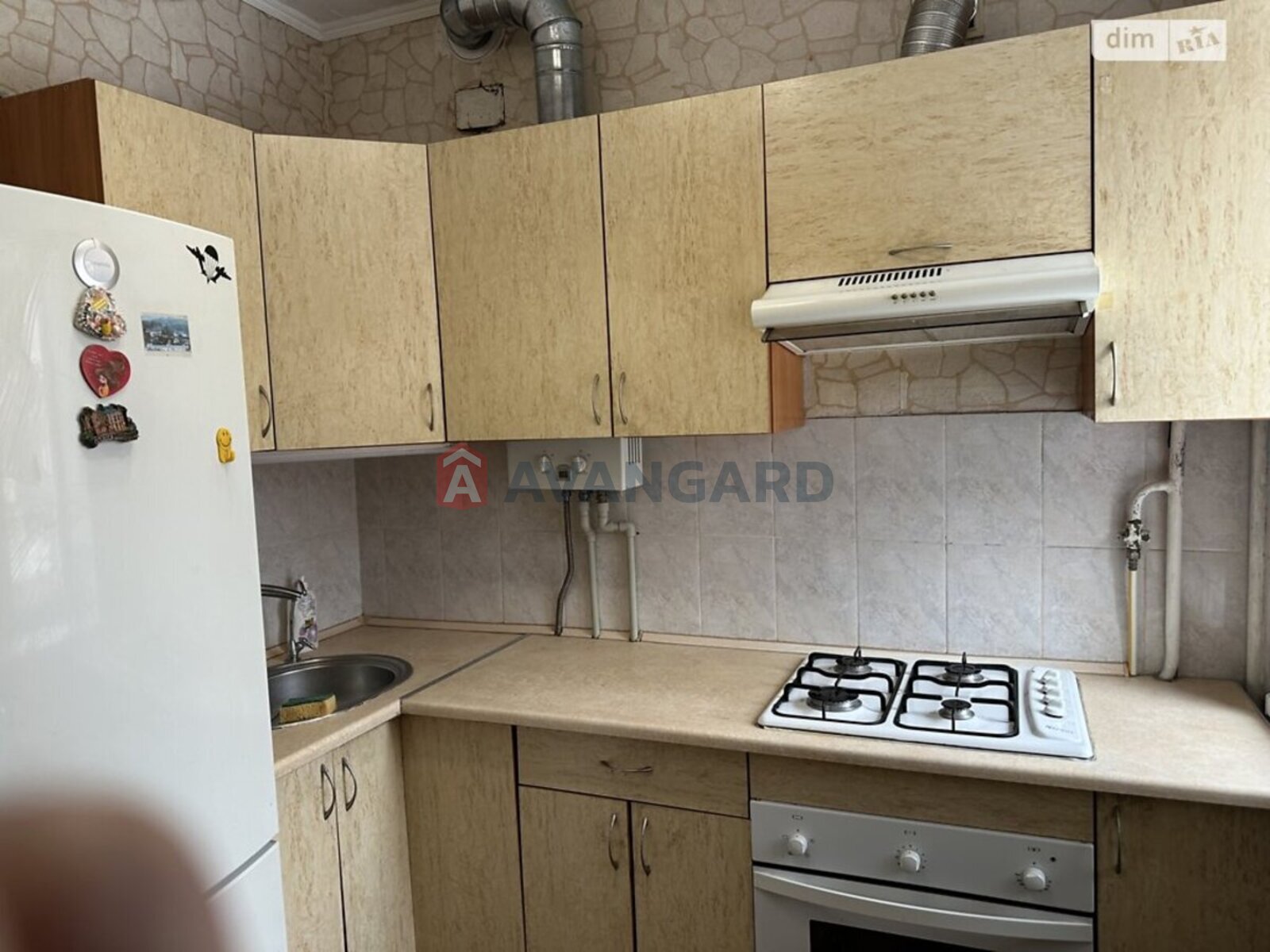 2 ��. ��������, 45/27/6 ��. �., 3/5 ������ ���� 25