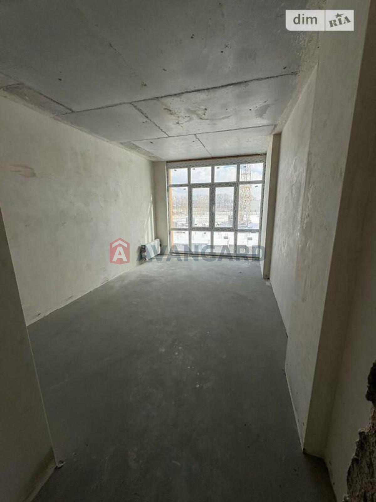 1 ��. ��������, 40/15/10 ��. �., 3/11 ������ ���� 8