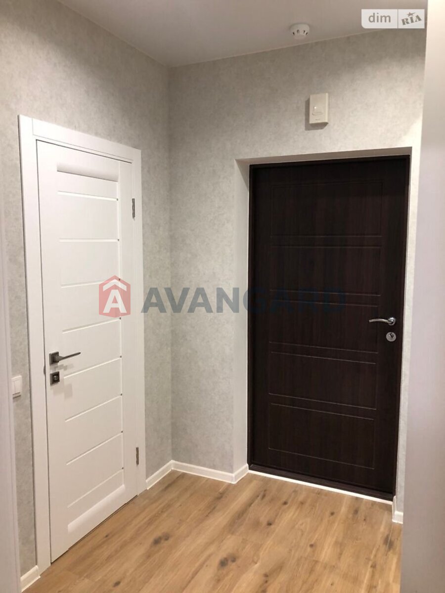 1 ��. ��������, 41/-/5 ��. �., 4/25 ������ ���� 6