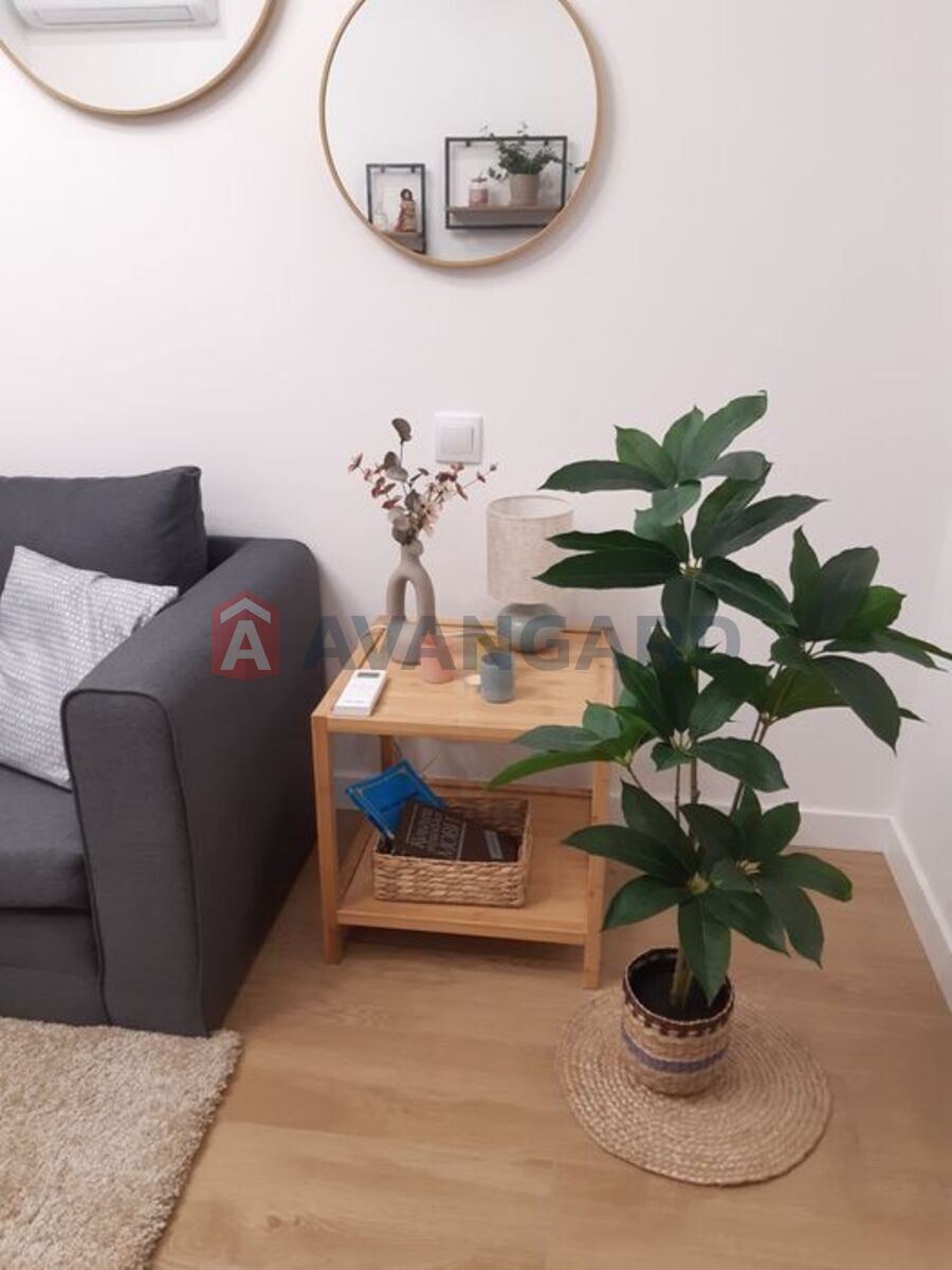 1 ��. ��������, 38/-/15 ��. �., 6/10 ������ ���� 6