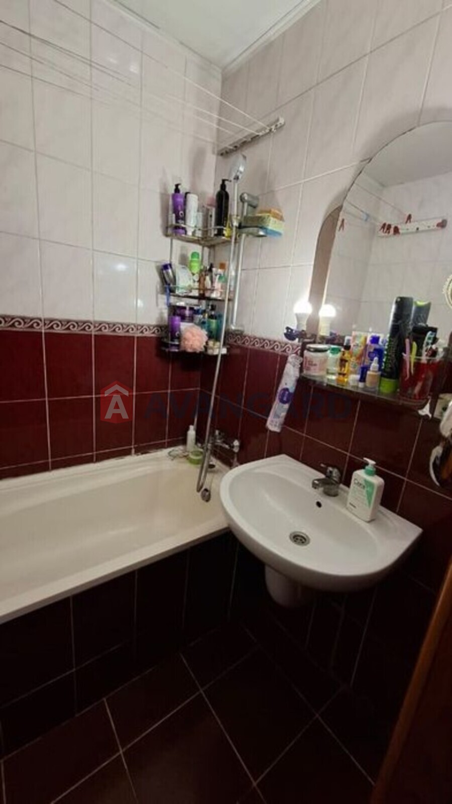 3 ��. ��������, 64/48/15 ��. �., 4/9 ������ ���� 11