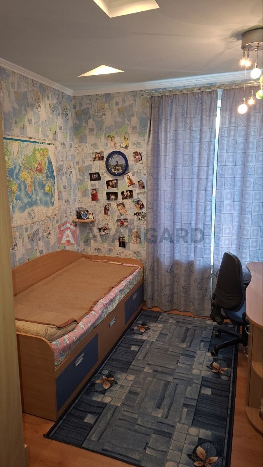 3 ��. ��������, 60/-/7 ��. �., 3/4 ������ ���� 9