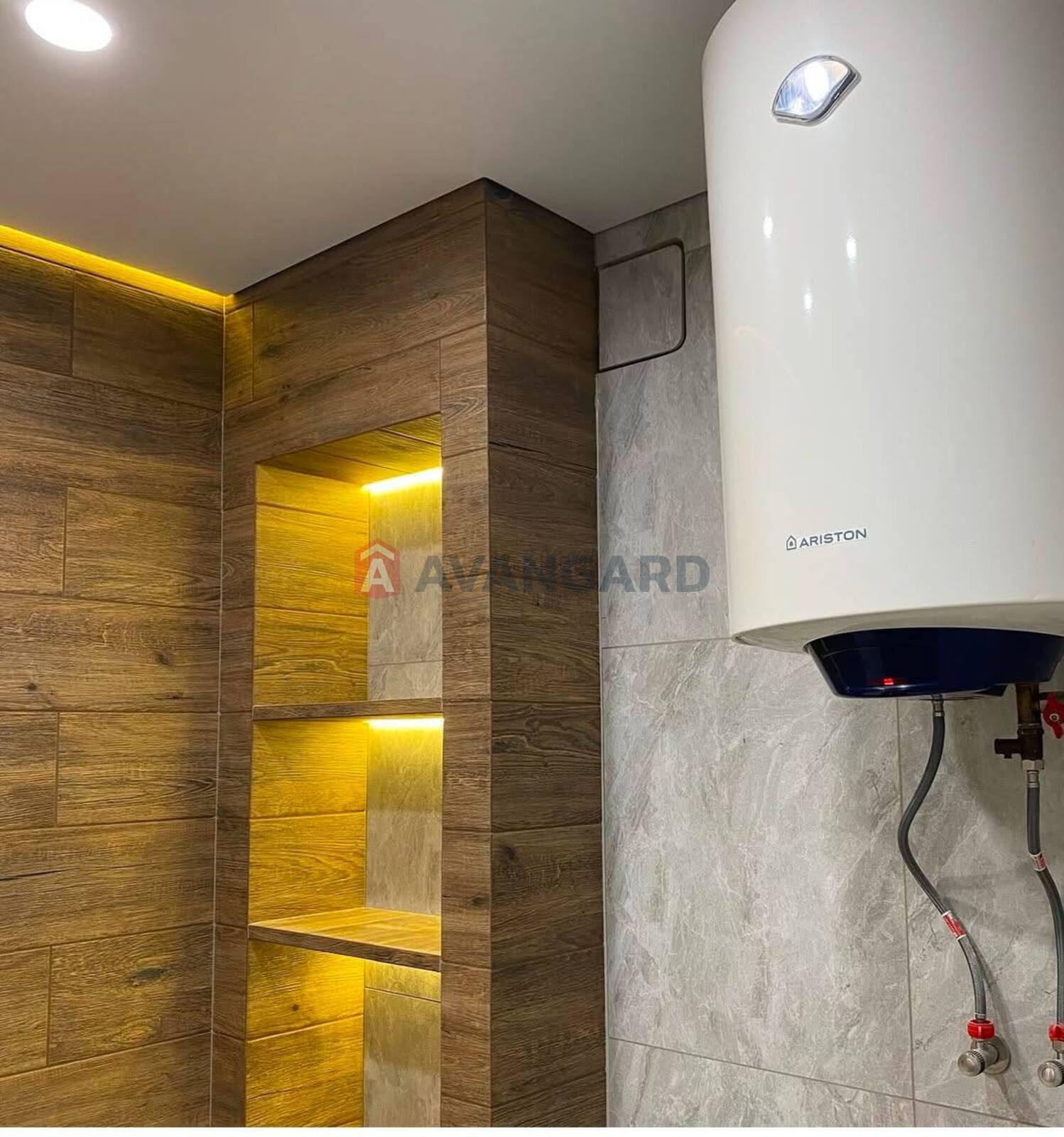 2 ��. ��������, 44/-/5 ��. �., 4/5 ������ ���� 4