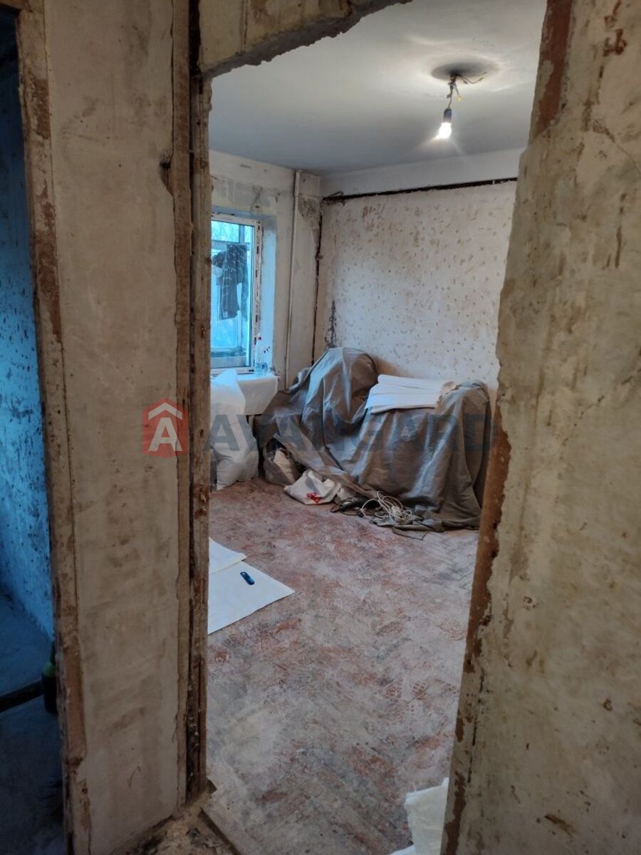 1 ��. ��������, 27/-/7 ��. �., 4/5 ������ ���� 6