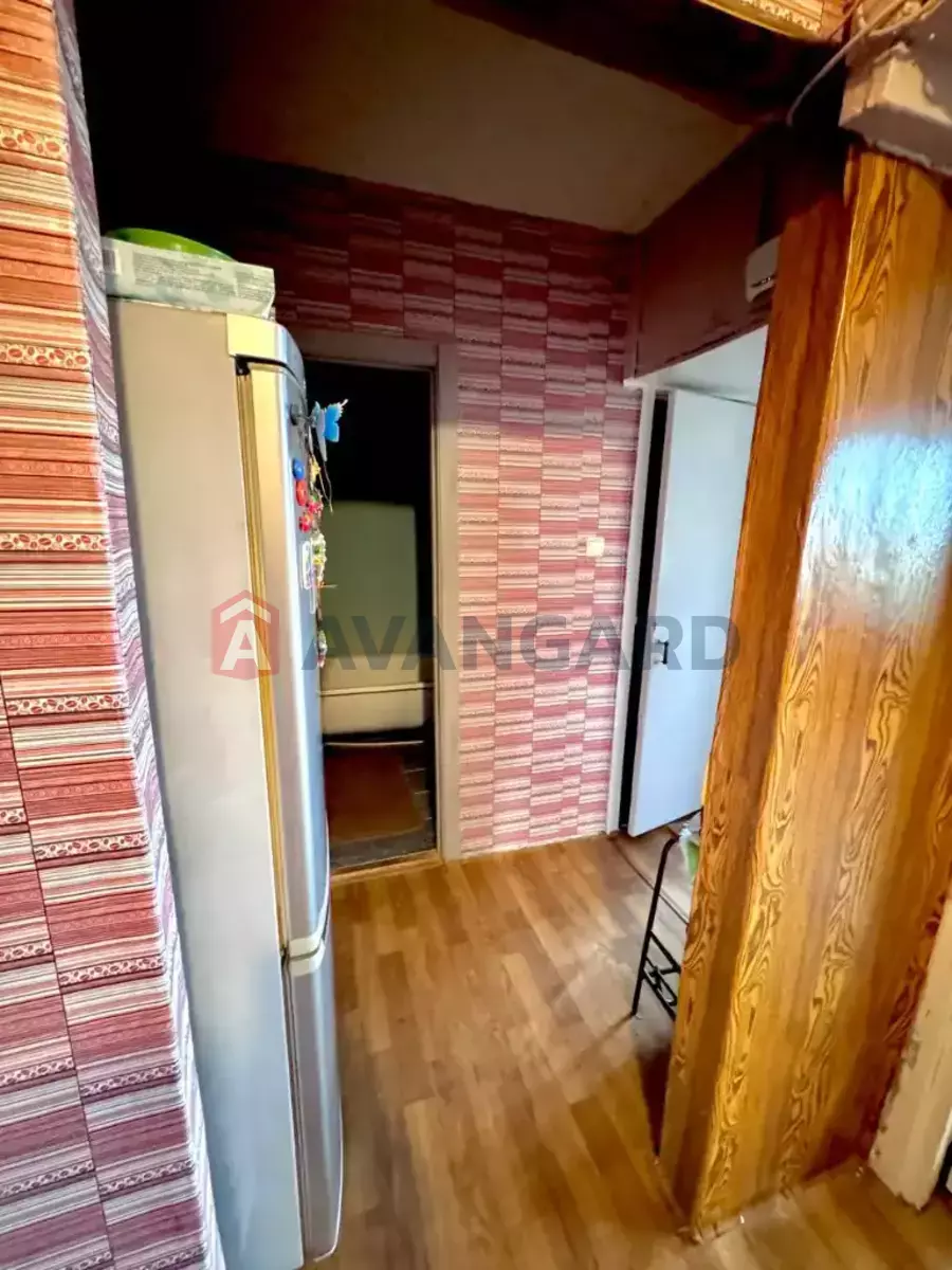 3 ��. ��������, 71/43/8 ��. �., 9/9 ������ ���� 20