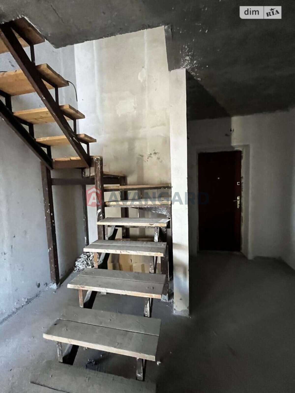 5 ��. ��������, 133/-/- ��. �., 10/10 ������ ���� 3