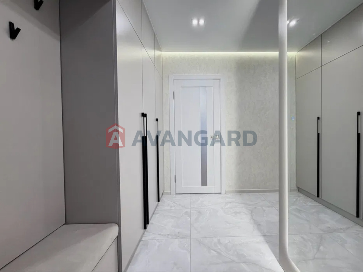 2 ��. ��������, 63/-/12 ��. �., 9/9 ������ ���� 11