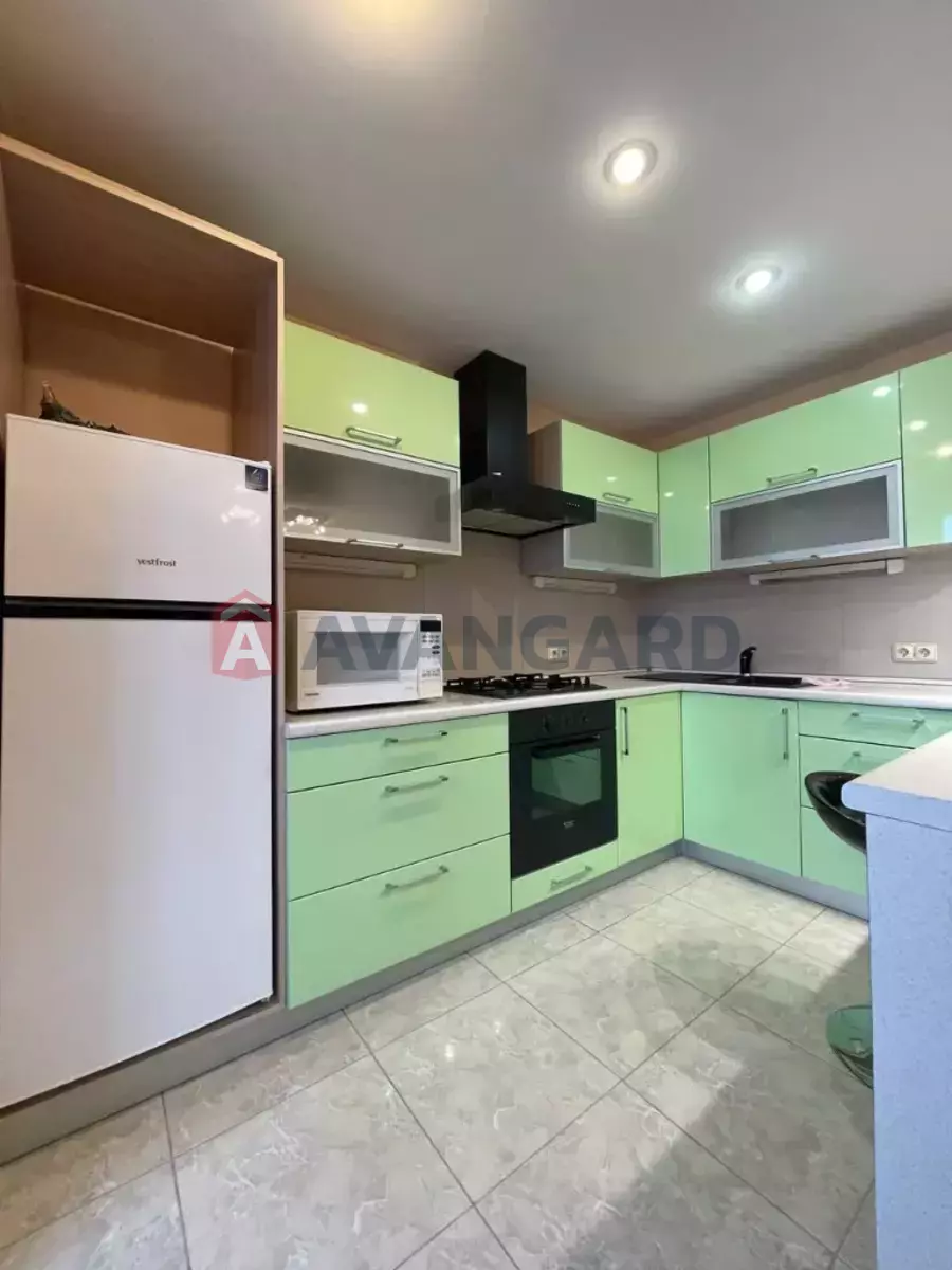 3 ��. ��������, 69/29/31 ��. �., 6/9 ������ ���� 3