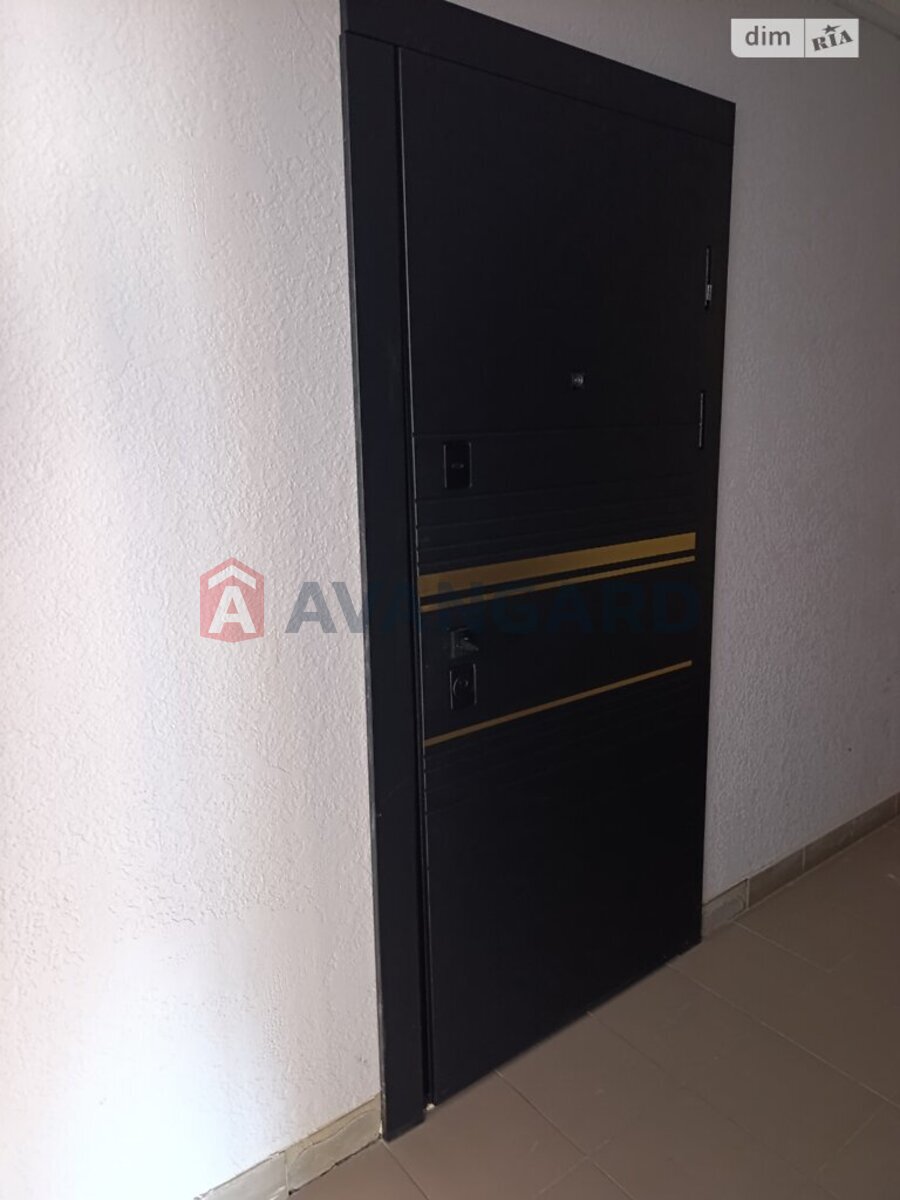 2 ��. ��������, 69/36/14 ��. �., 10/10 ������ ���� 24