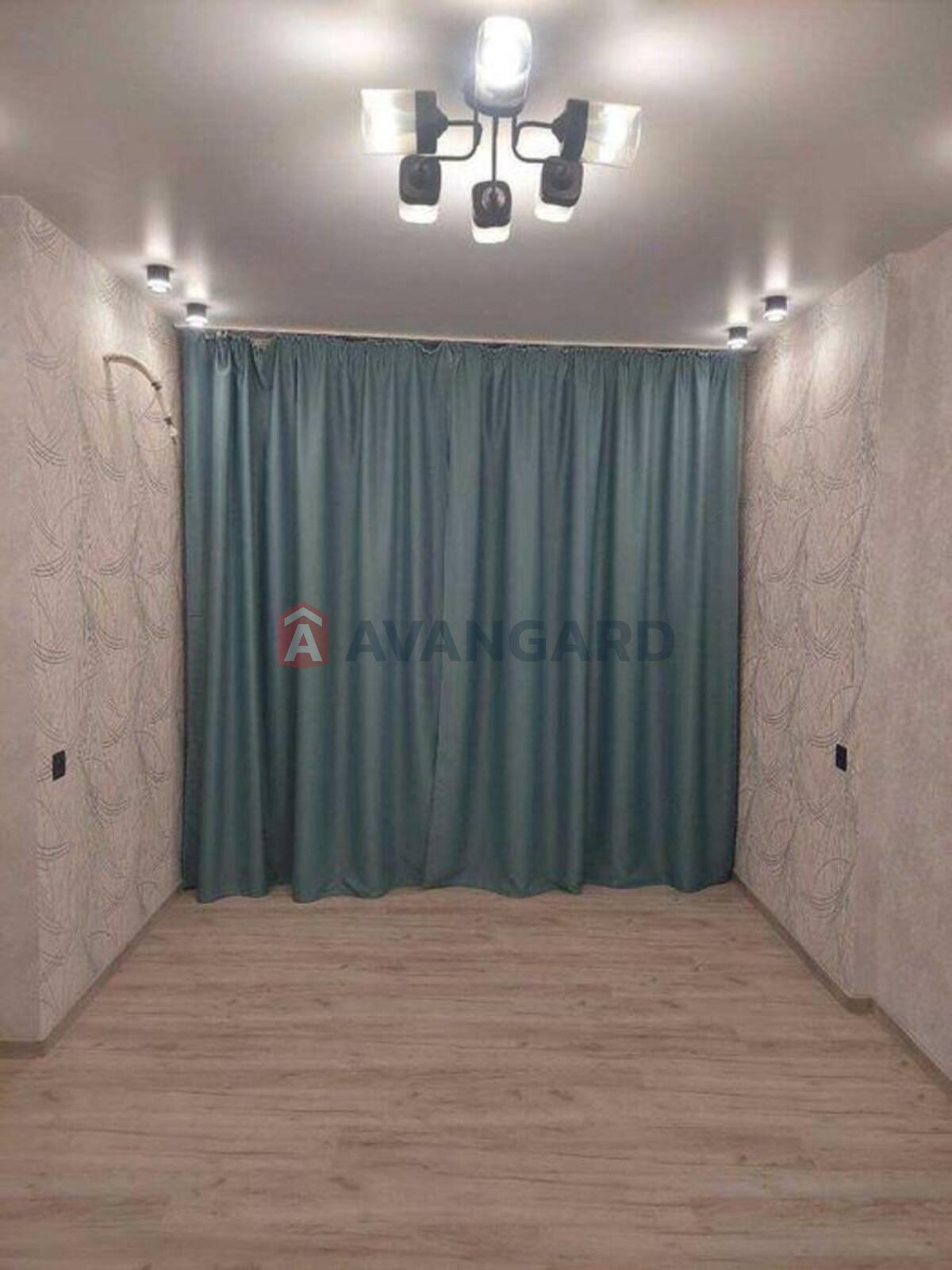 1 ��. ��������, 46/-/14 ��. �., 23/25 ������ ���� 10