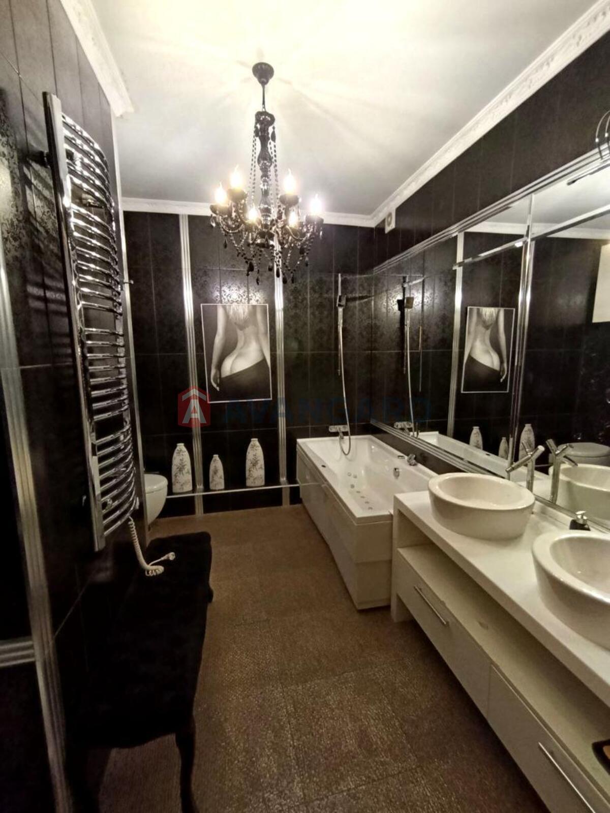 4 ��. ��������, 130/80/7 ��. �., 4/4 ������ ���� 2