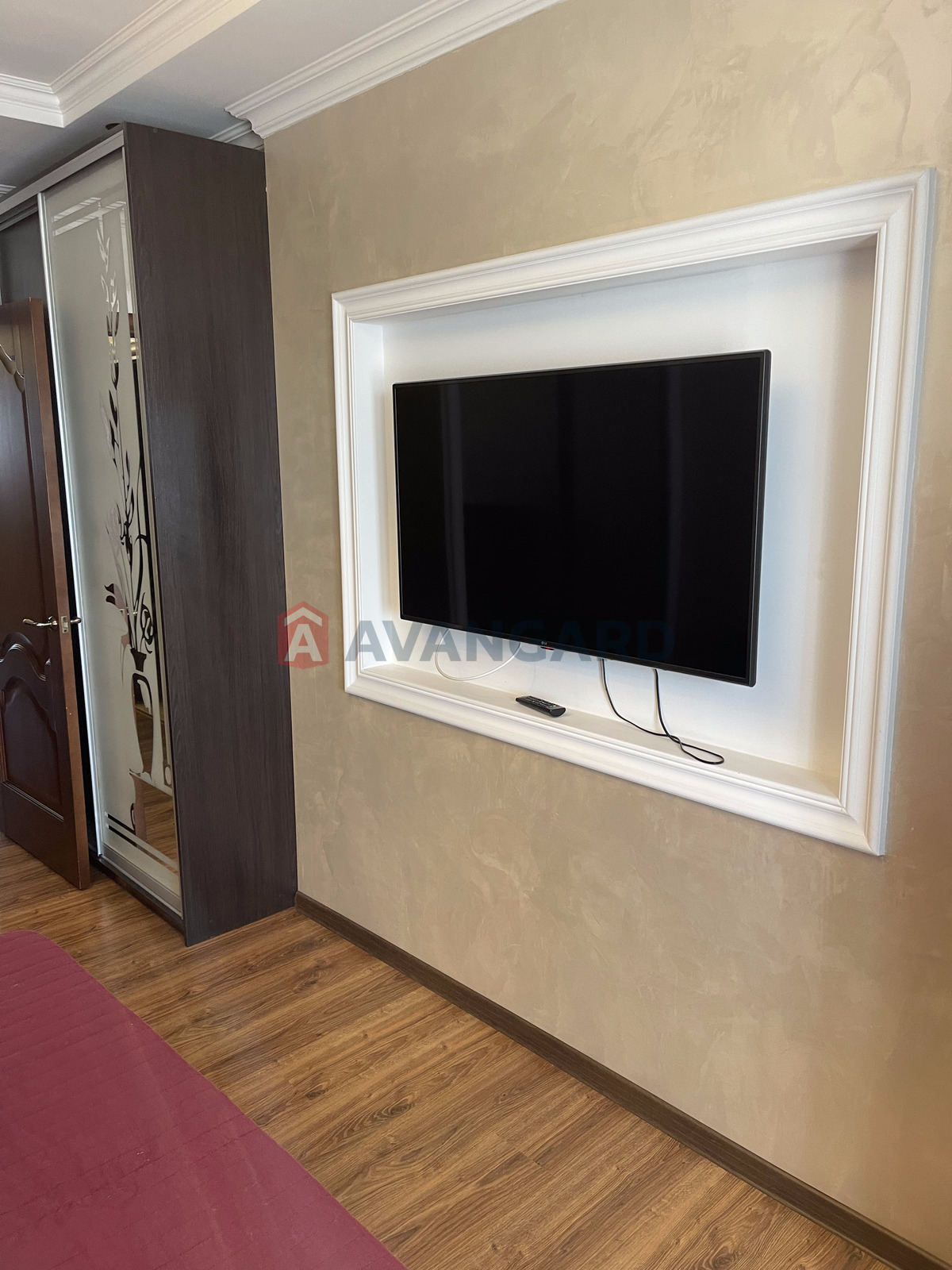 2 ��. ��������, 69/-/13 ��. �., 18/20 ������ ���� 4