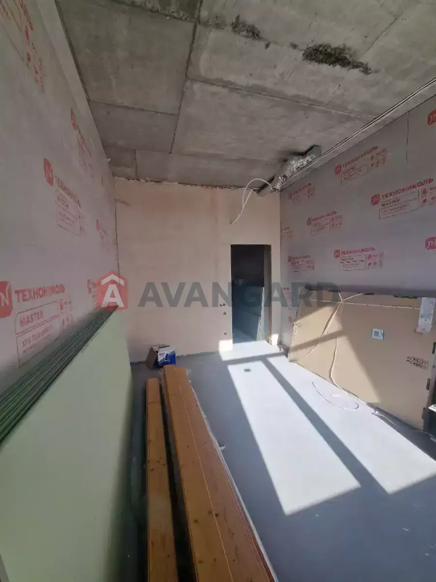 3 ��. ��������, 93/-/- ��. �., 4/5 ������ ���� 12