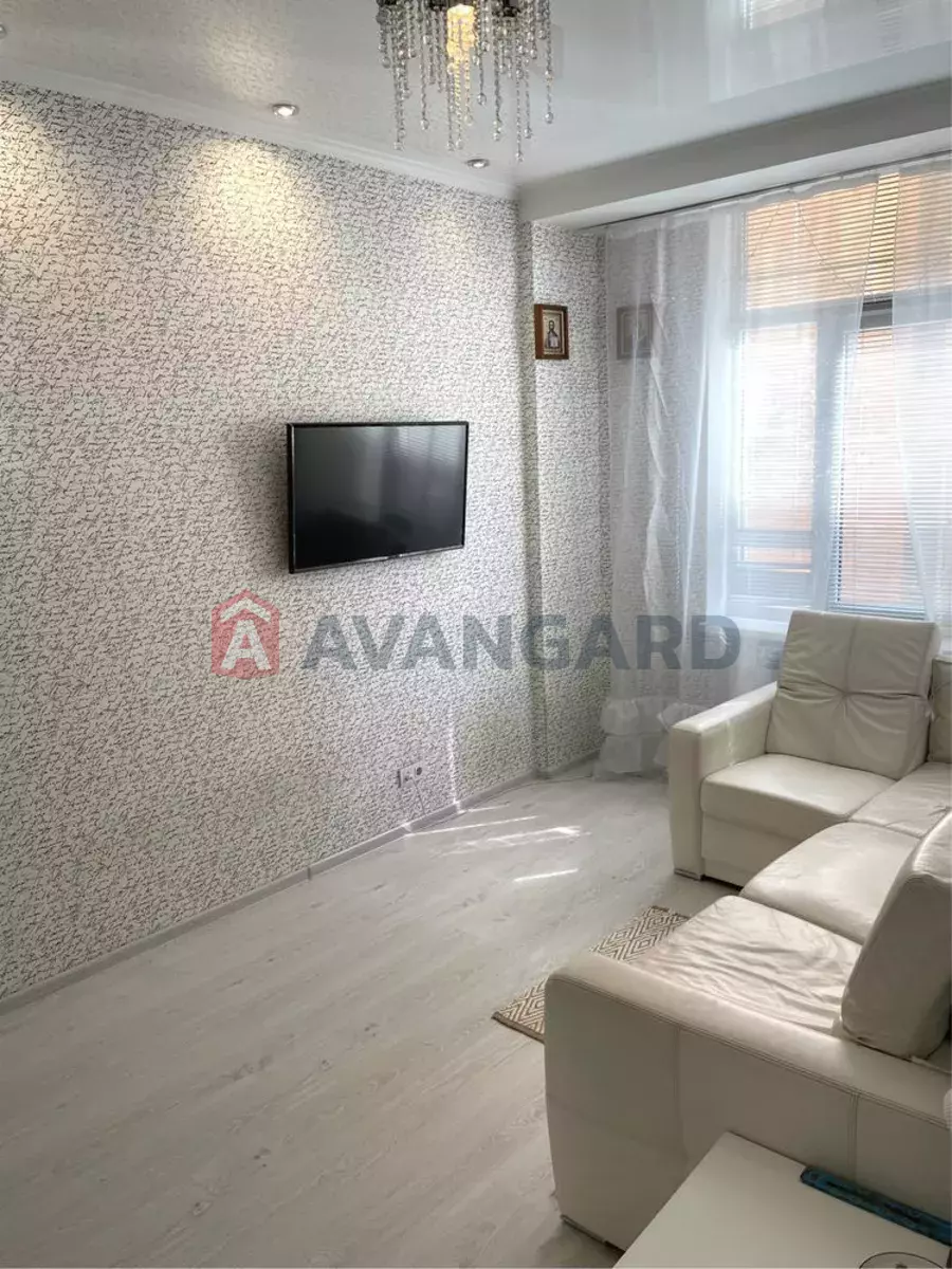 1 ��. ��������, 40/-/12 ��. �., 2/5 ������ ���� 11