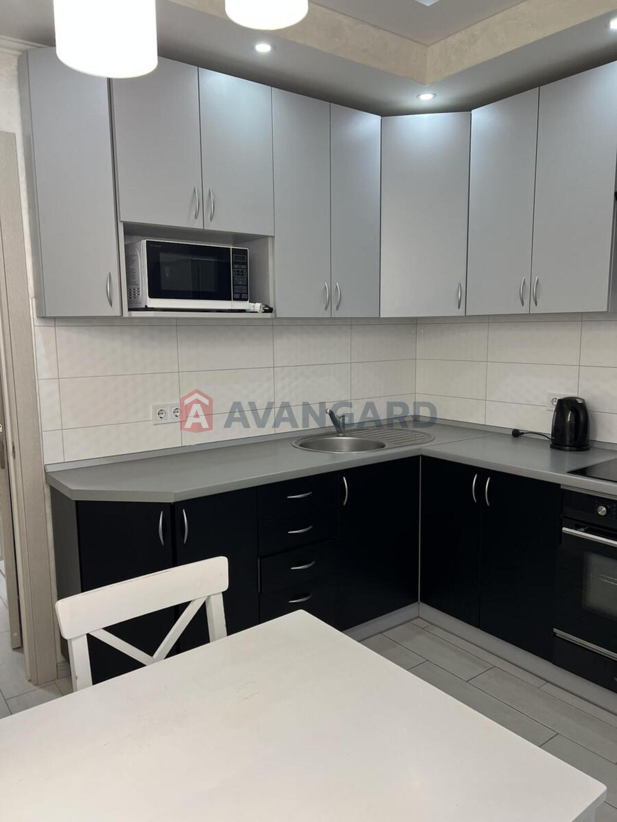 1 ����. ��������, 38/17/9 ��. �., 5/25 ���� ���� 3