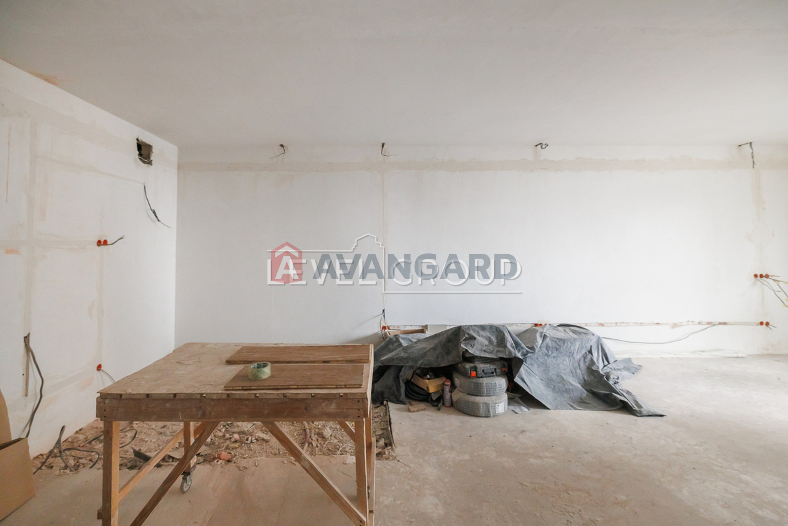 3 ��. ��������, 118/52/40 ��. �., 11/24 ������ ���� 13