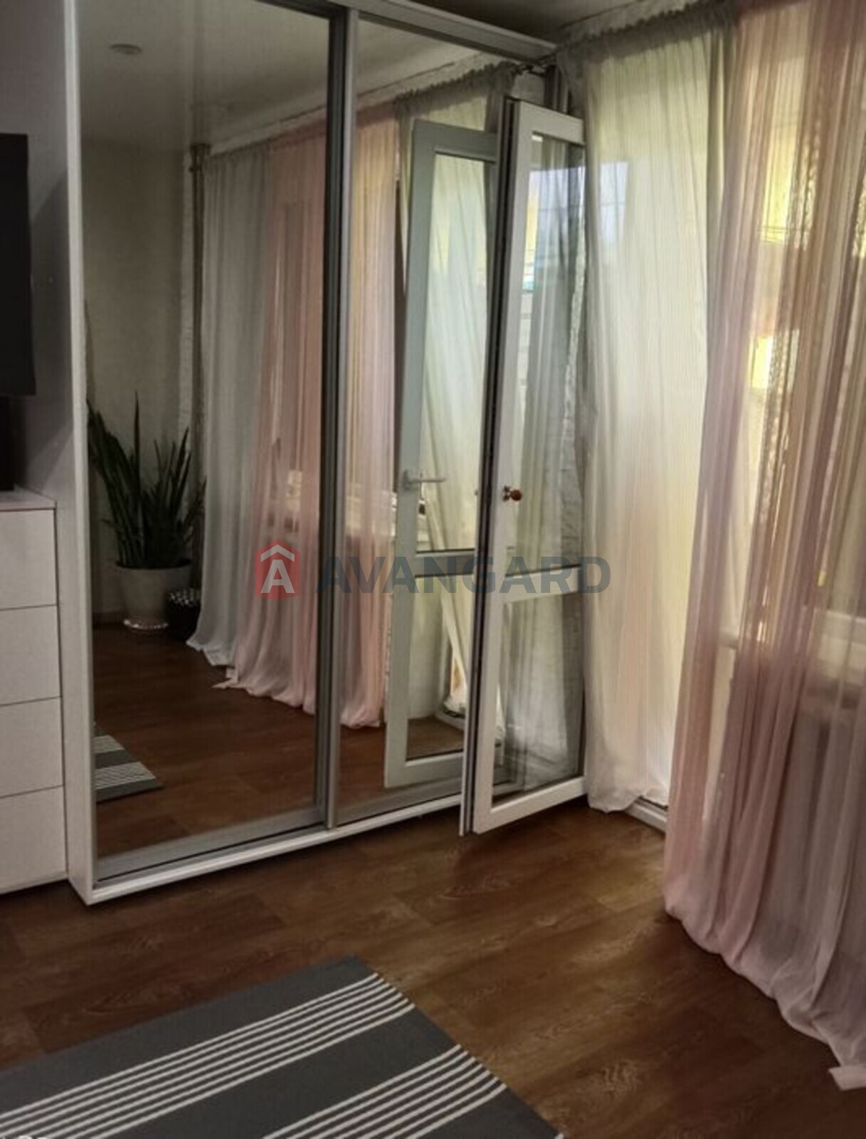 2 ��. ��������, 52/-/8 ��. �., 1/10 ������ ���� 2