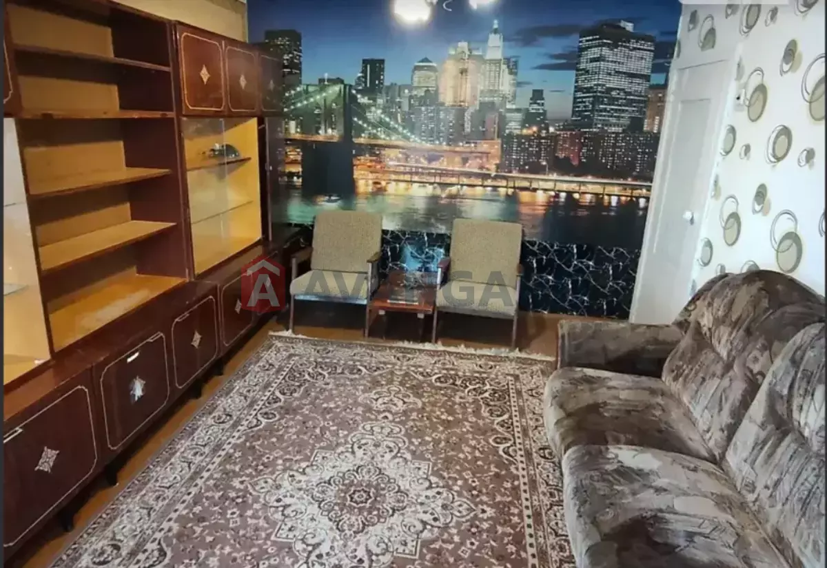 3 ��. ��������, 58/37/5 ��. �., 4/5 ������ ���� 3