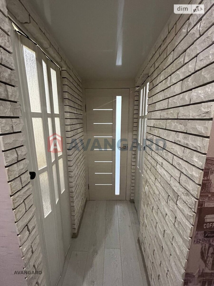 2 кім. квартира, 50/30/8 кв. м., 5/5 поверх фото 10 2 кім. квартира, 50/30/8 кв. м., 5/5 поверх фото 10