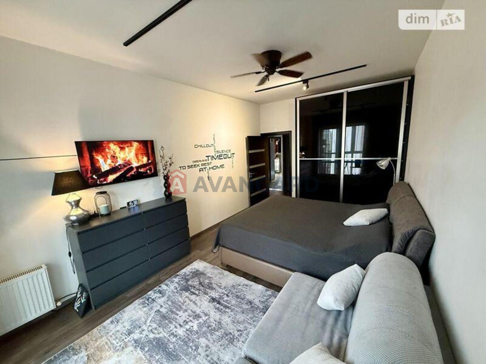 2 ��. ��������, 53/18/25 ��. �., 3/5 ������ ���� 18