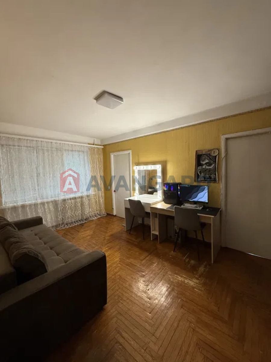 3 ��. ��������, 45/-/6 ��. �., 1/5 ������ ���� 8