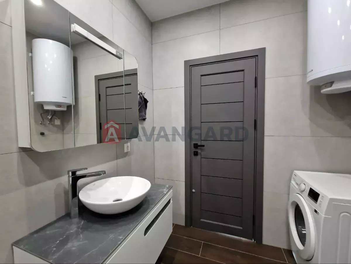 1 ��. ��������, 52/-/- ��. �., 21/33 ������ ���� 11