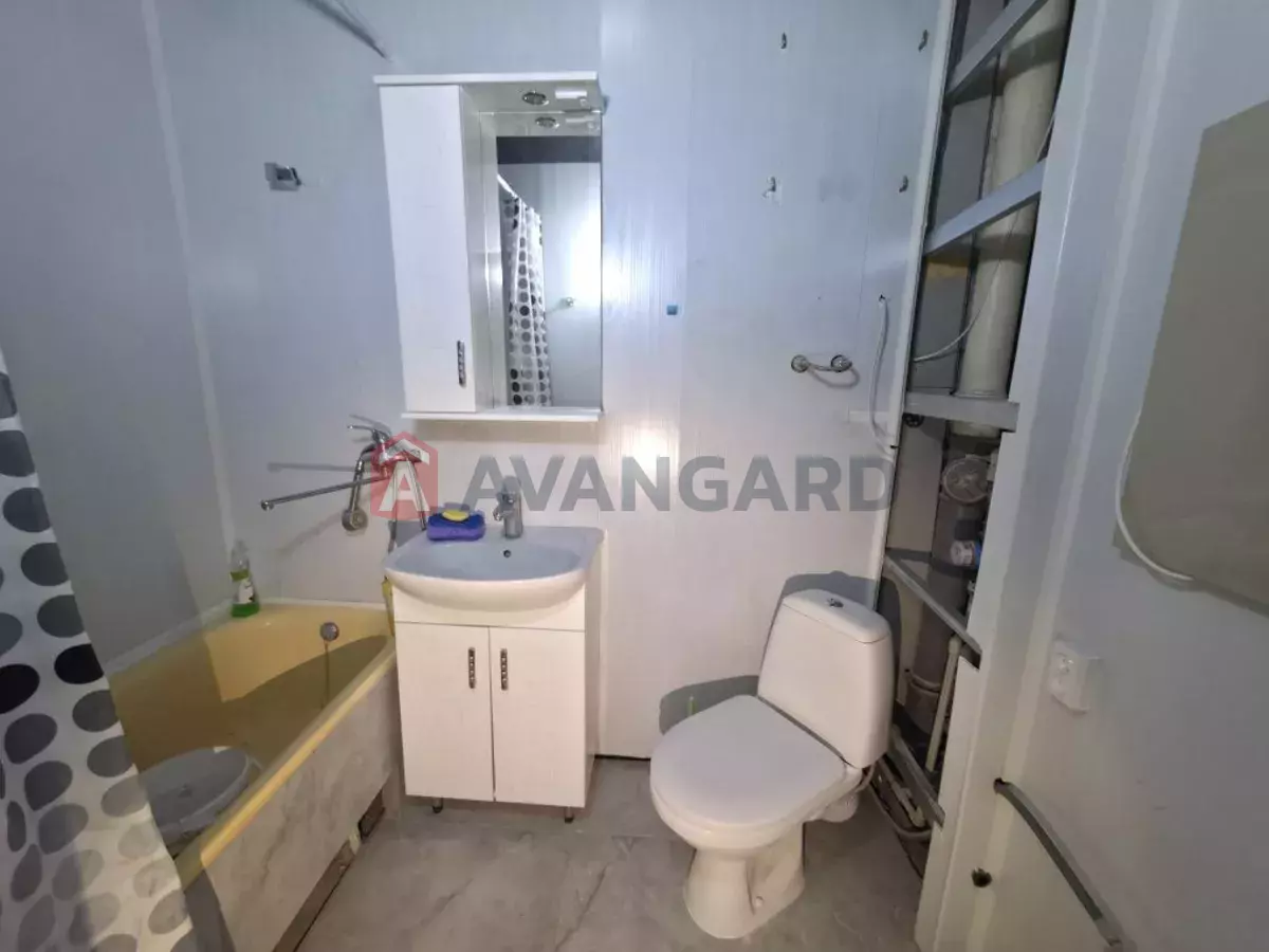 1 . , 40/-/8 . ., 1/12   5