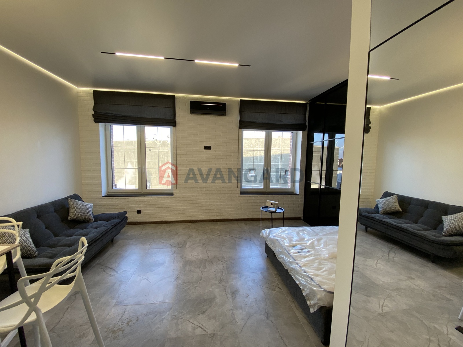 1 ����. ��������, 29.6/26.2/3.4 ��. �., 7/8 ���� ���� 8