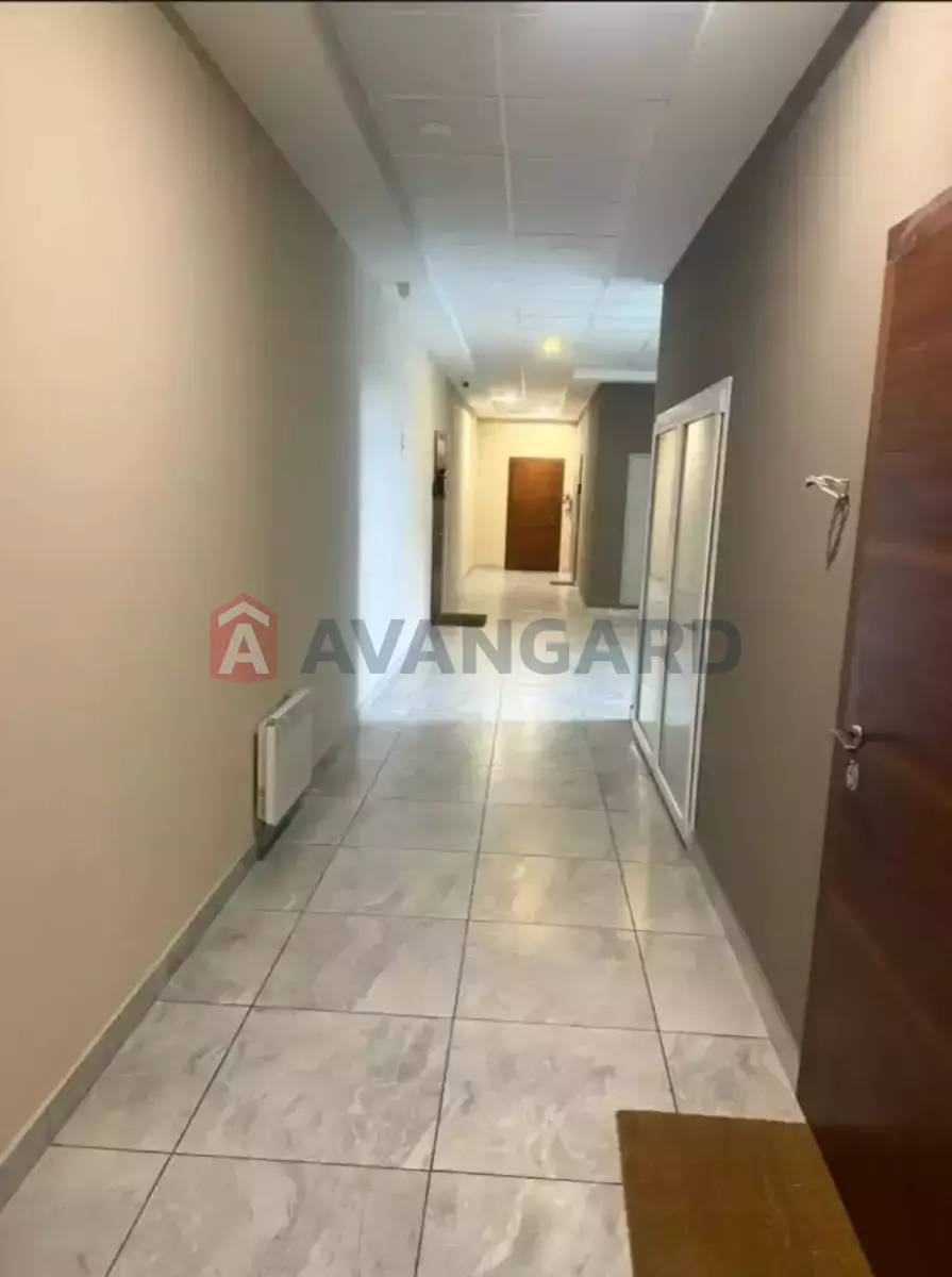 3 ��. ��������, 93/-/- ��. �., 4/5 ������ ���� 14