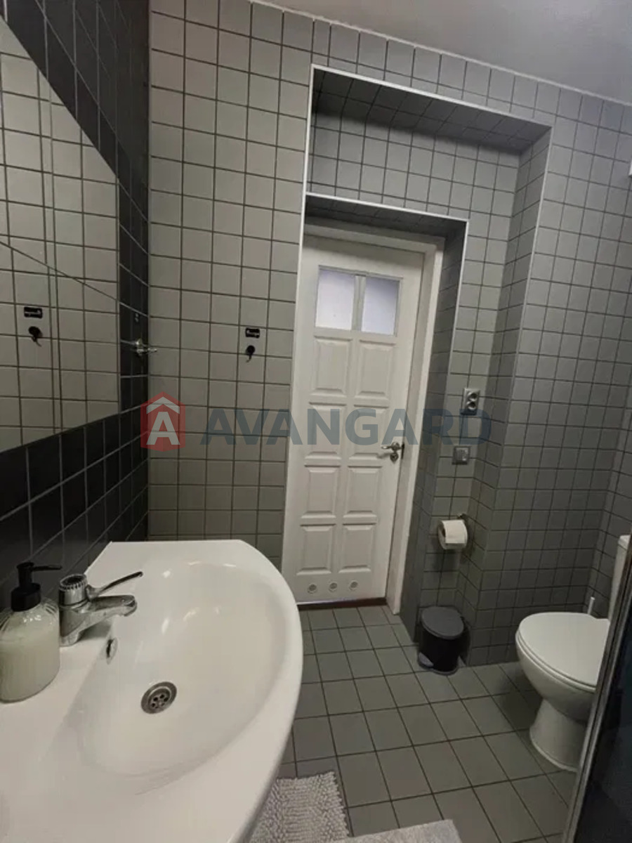 1 кім. квартира, 38/-/14 кв. м., 1/2 поверх фото 8 1 кім. квартира, 38/-/14 кв. м., 1/2 поверх фото 8