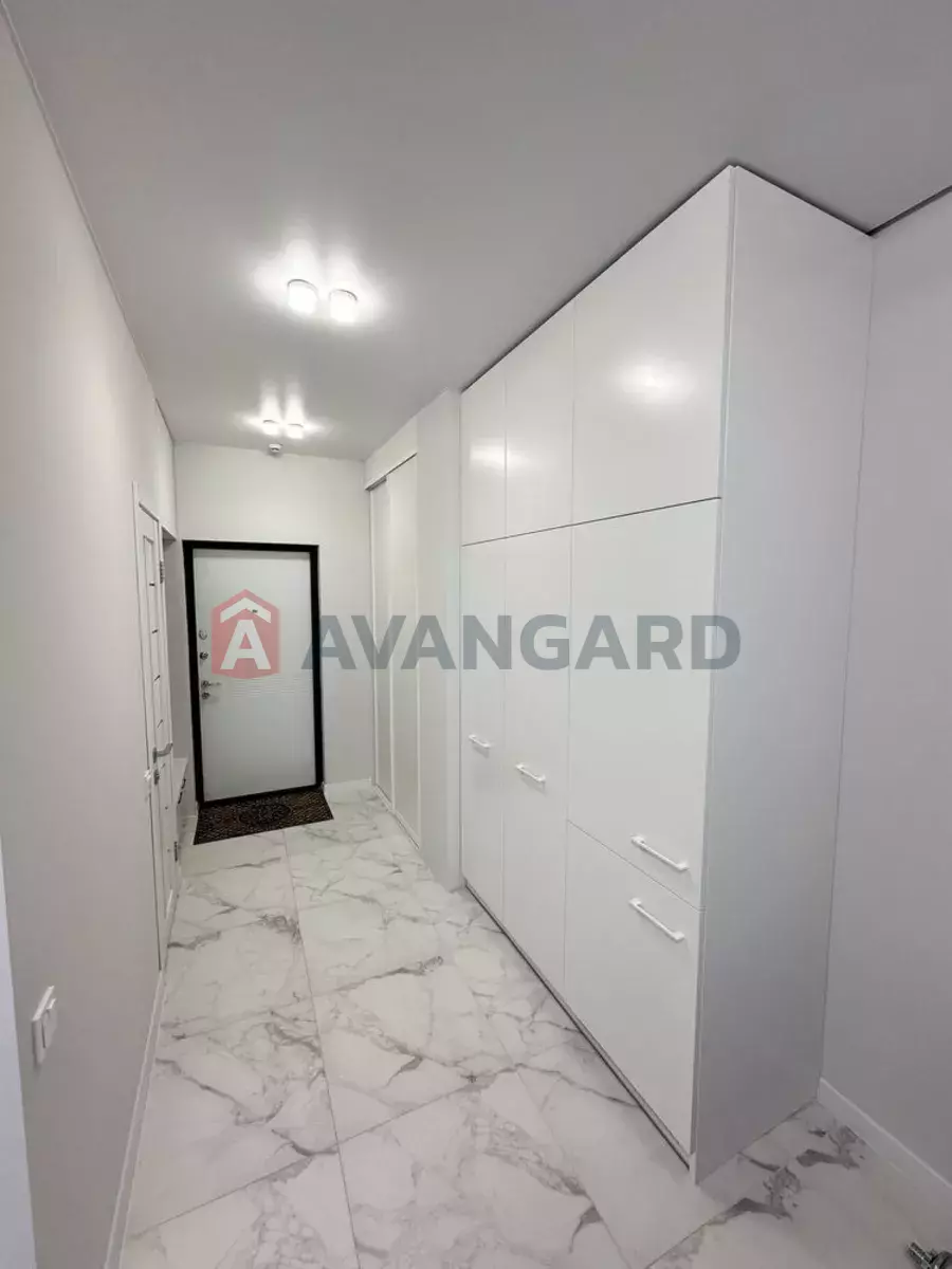 1 ��. ��������, 40/-/20 ��. �., 10/13 ������ ���� 8