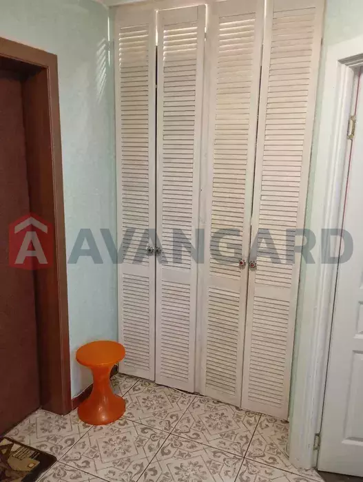1 ��. ��������, 40/-/12 ��. �., 9/18 ������ ���� 3