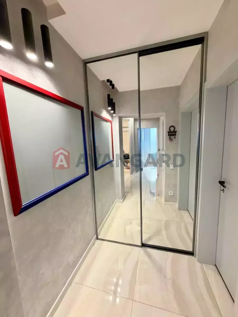 3 ��. ��������, 57/-/- ��. �., 10/12 ������ ���� 9