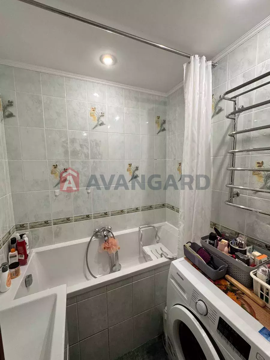 3 ����. ��������, 64/-/11 ��. �., 7/9 ���� ���� 5