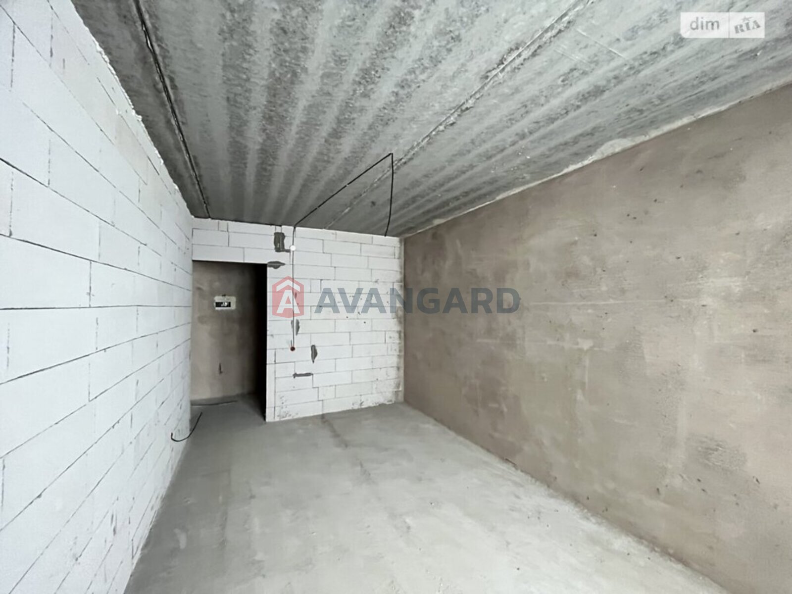 2 ����. ��������, 77/38/13 ��. �., 7/10 ���� ���� 12