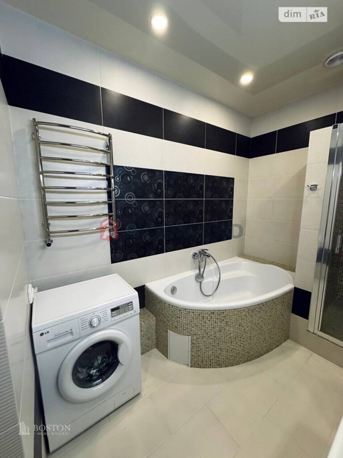 2 ��. ��������, 73/35/17 ��. �., 6/6 ������ ���� 12