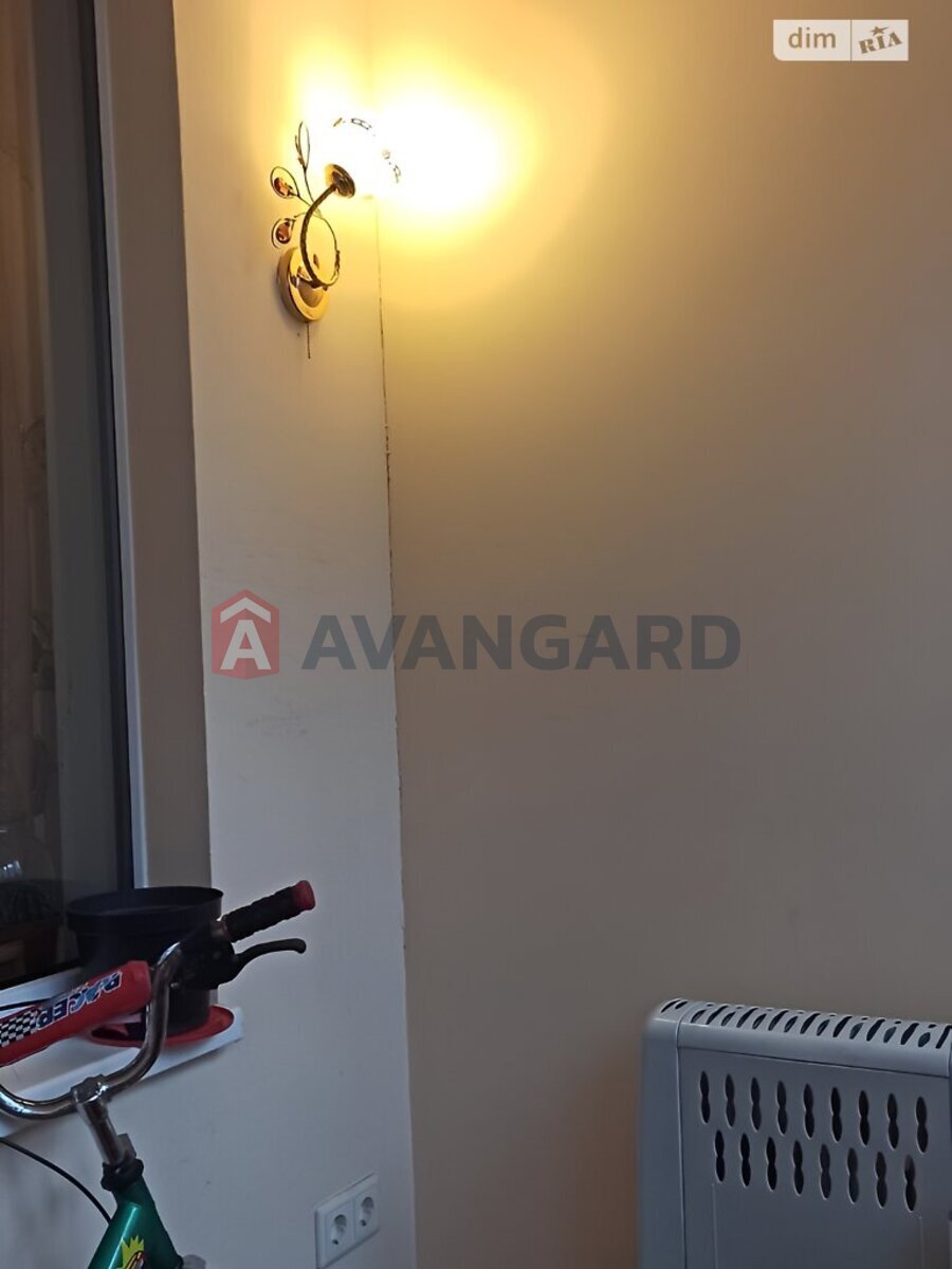 3 кім. квартира, 75/42/7 кв. м., 1/9 поверх фото 11 3 кім. квартира, 75/42/7 кв. м., 1/9 поверх фото 11