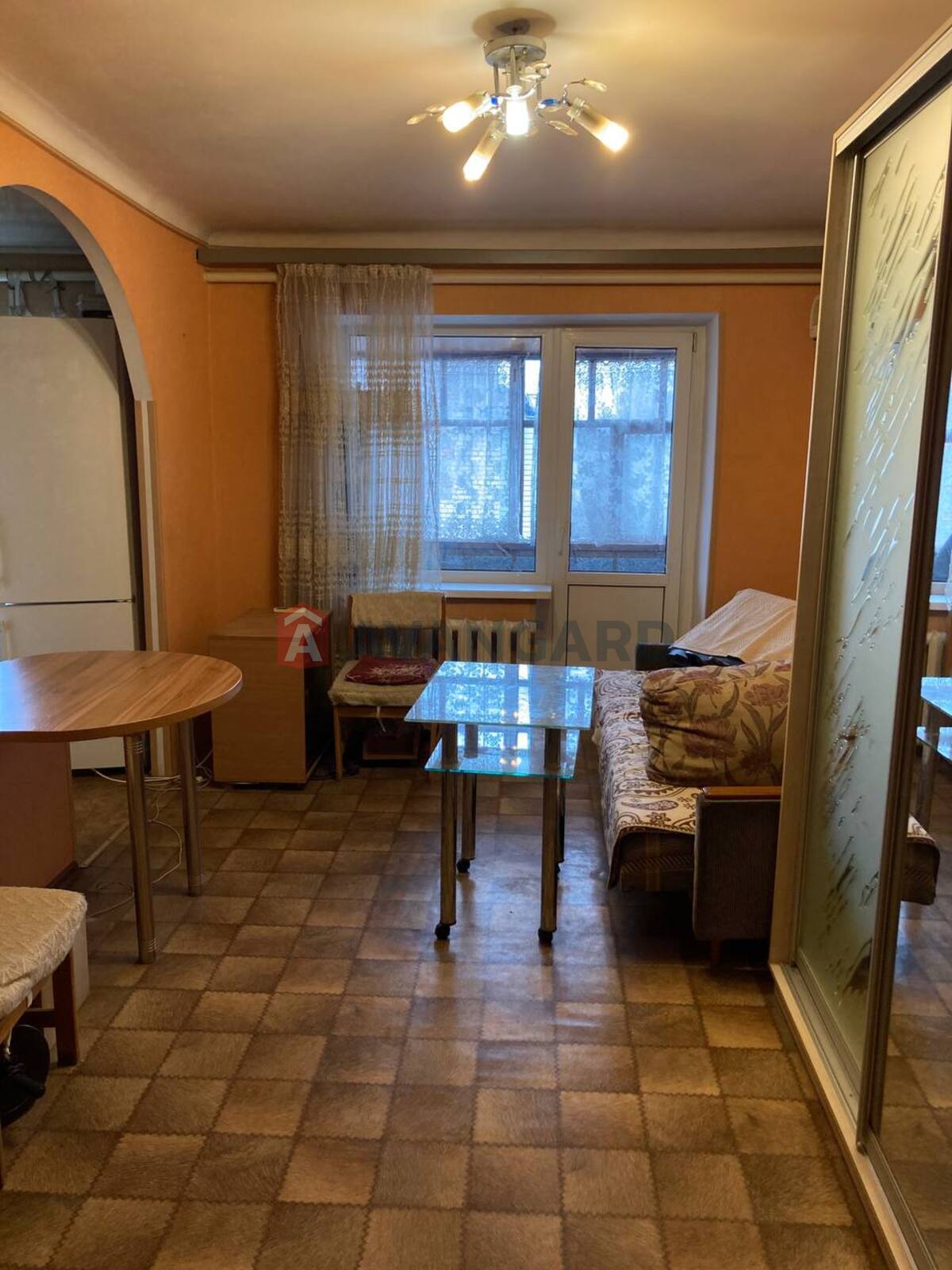 3 ����. ��������, 57/40/5 ��. �., 5/5 ���� ���� 7