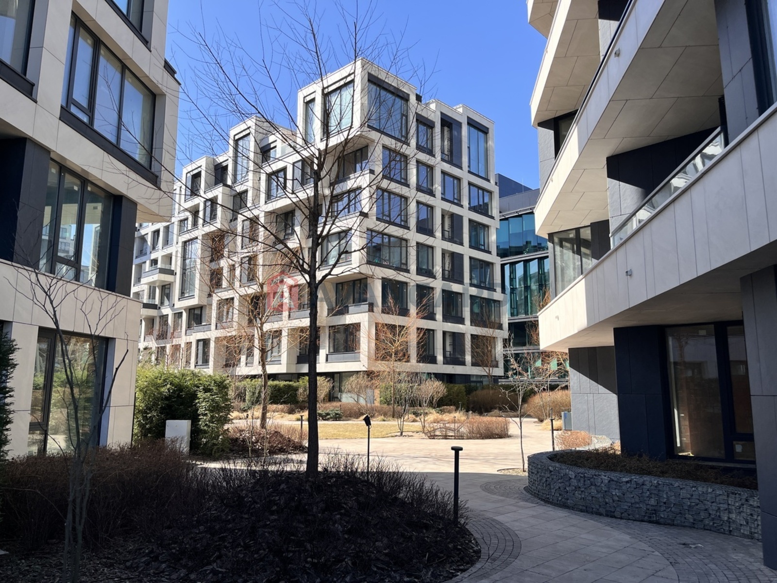 1 ��. ��������, 36/16/8 ��. �., 5/8 ������ ���� 3