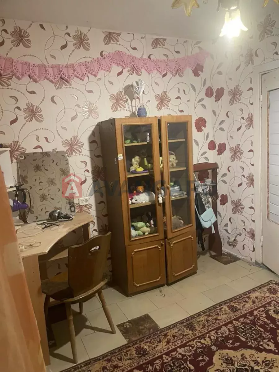 3 ��. ��������, 73/-/7 ��. �., 9/9 ������ ���� 9