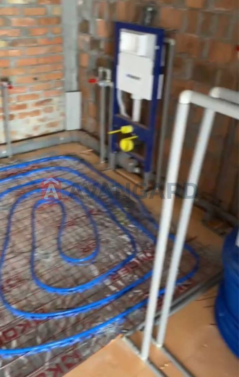 1 ��. ��������, 46/-/8 ��. �., 22/24 ������ ���� 21