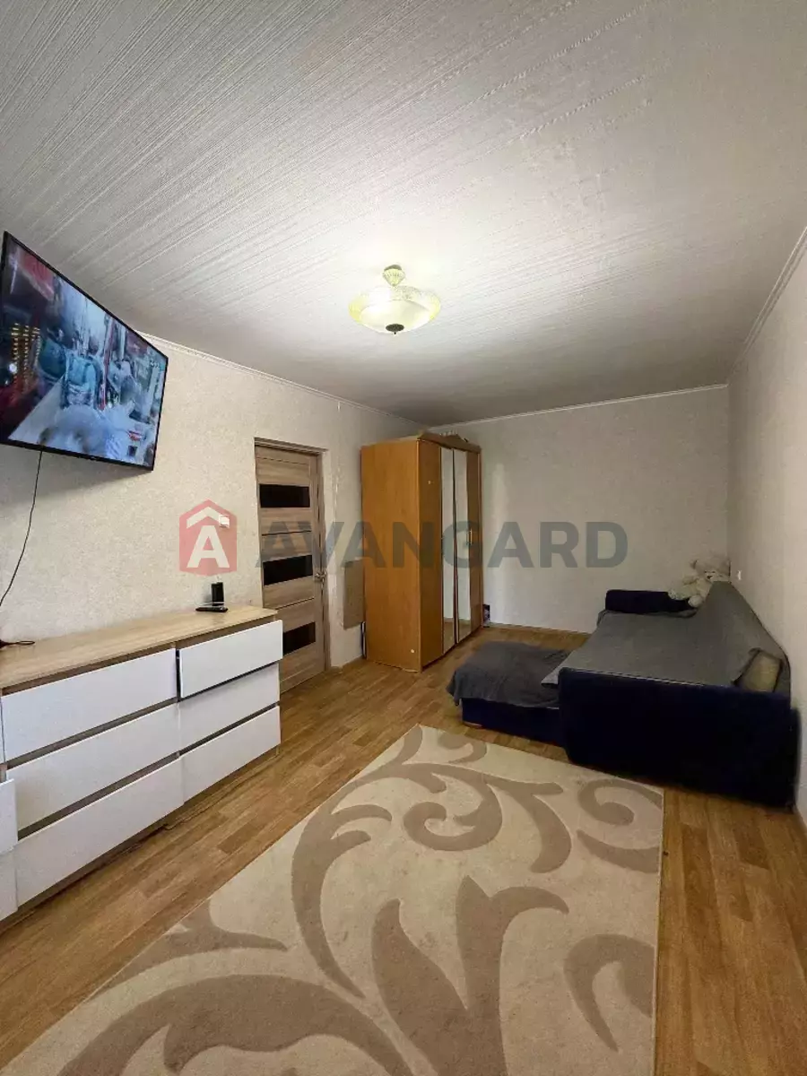 2 ��. ��������, 46/28/- ��. �., 1/9 ������ ���� 1